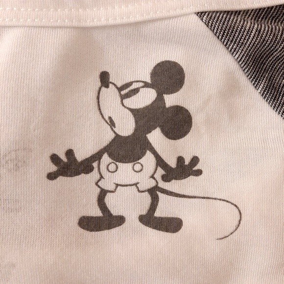 Disney World Parks Top Baseball Tee Mickey Mouse Graphic T-shirt Cream Grey Sz M - Picture 7 of 10